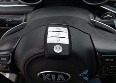 2014 Kia Optima Sx Turbo z USA, uszkodzony, nr VIN 5XXGR4A67EG312885